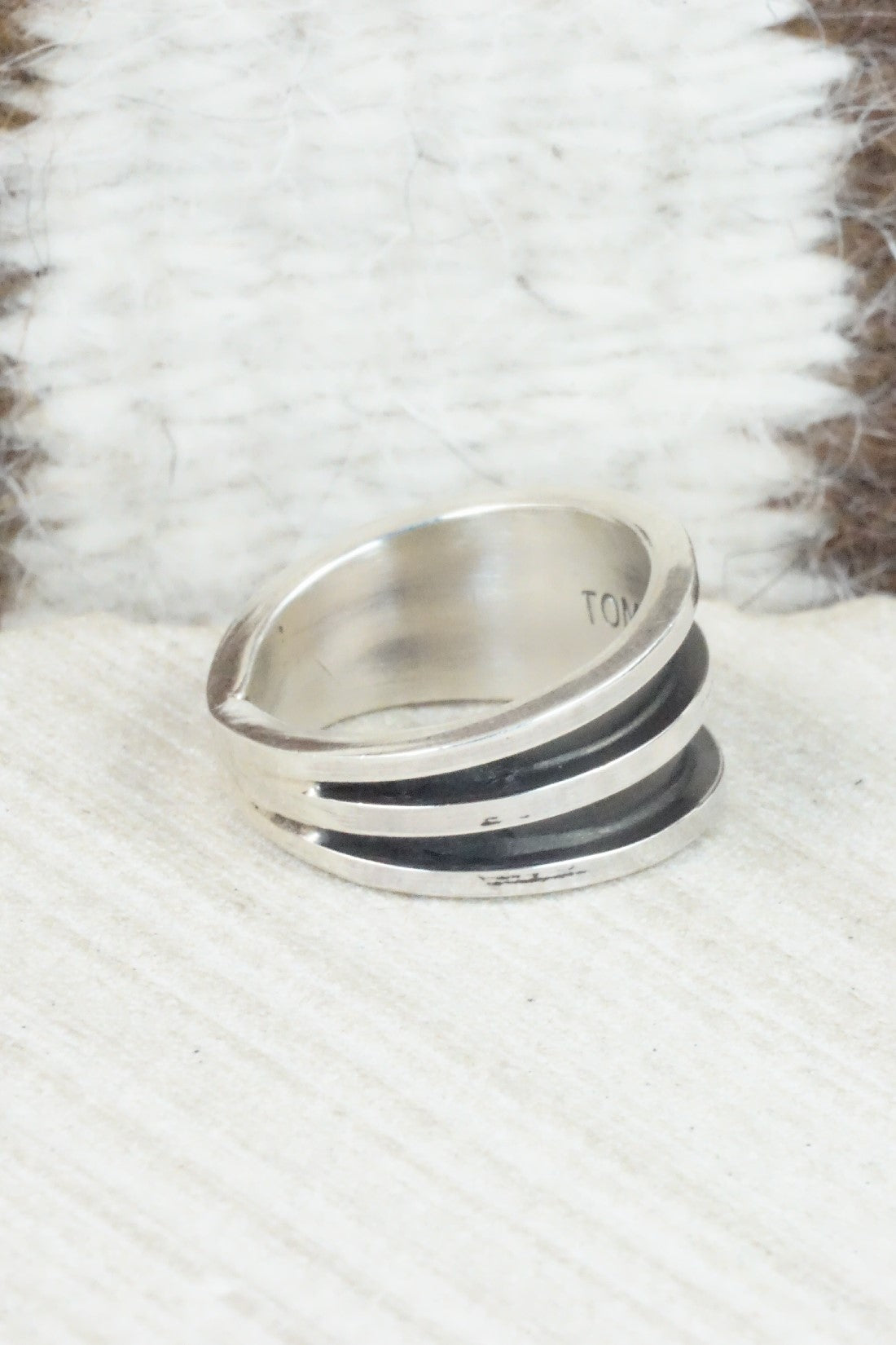 Sterling Silver Ring - Tom Hawk - Size 7