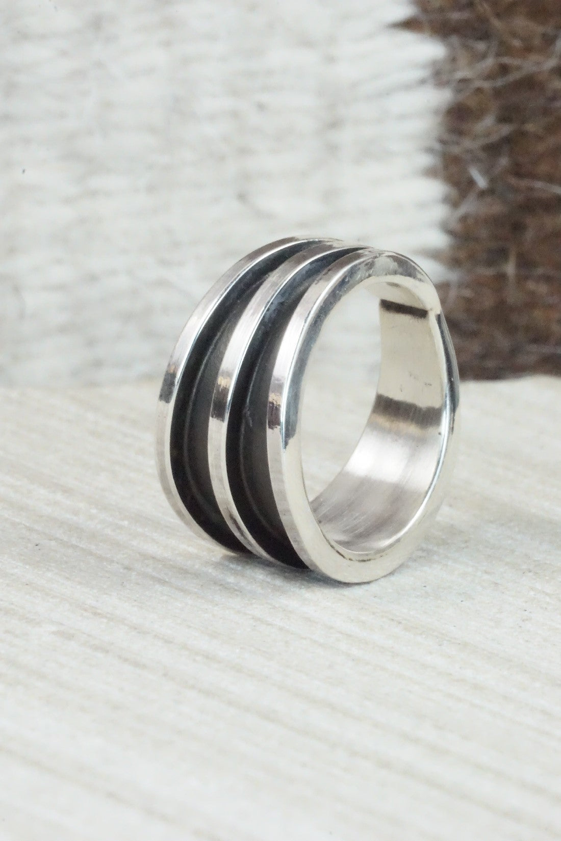 Sterling Silver Ring - Tom Hawk - Size 7
