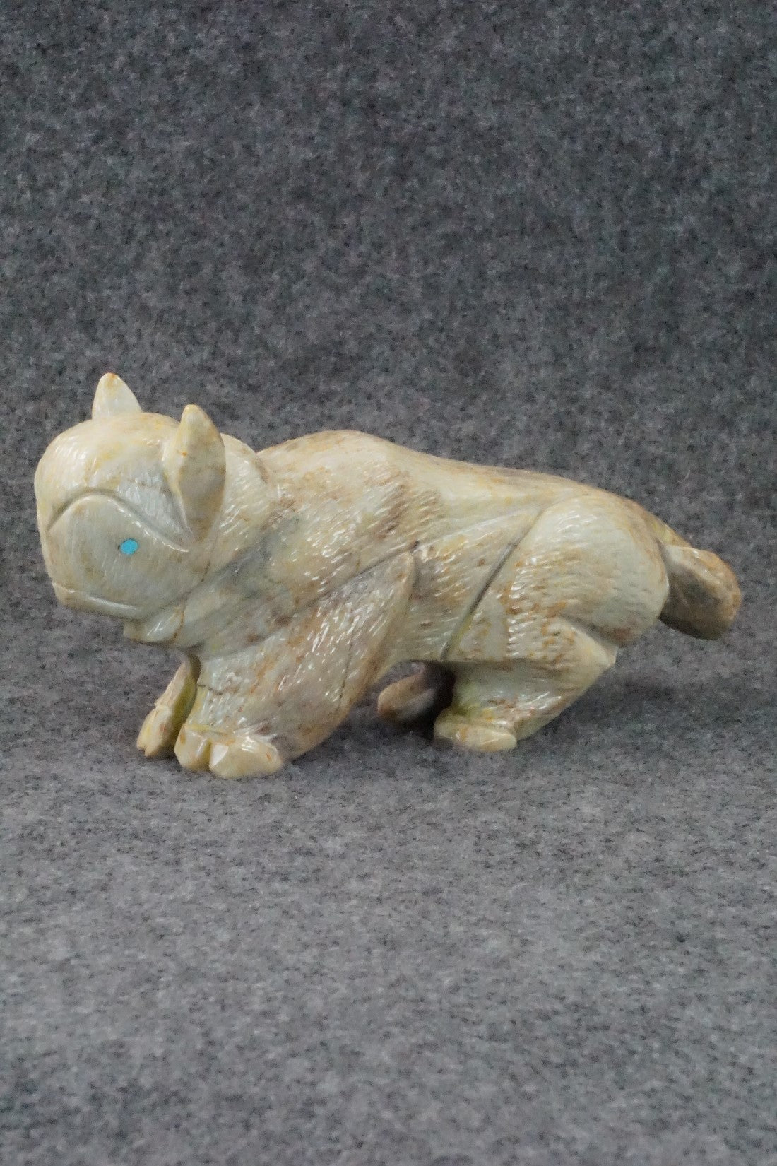 Buffalo Zuni Fetish Carving - Tony Mackel