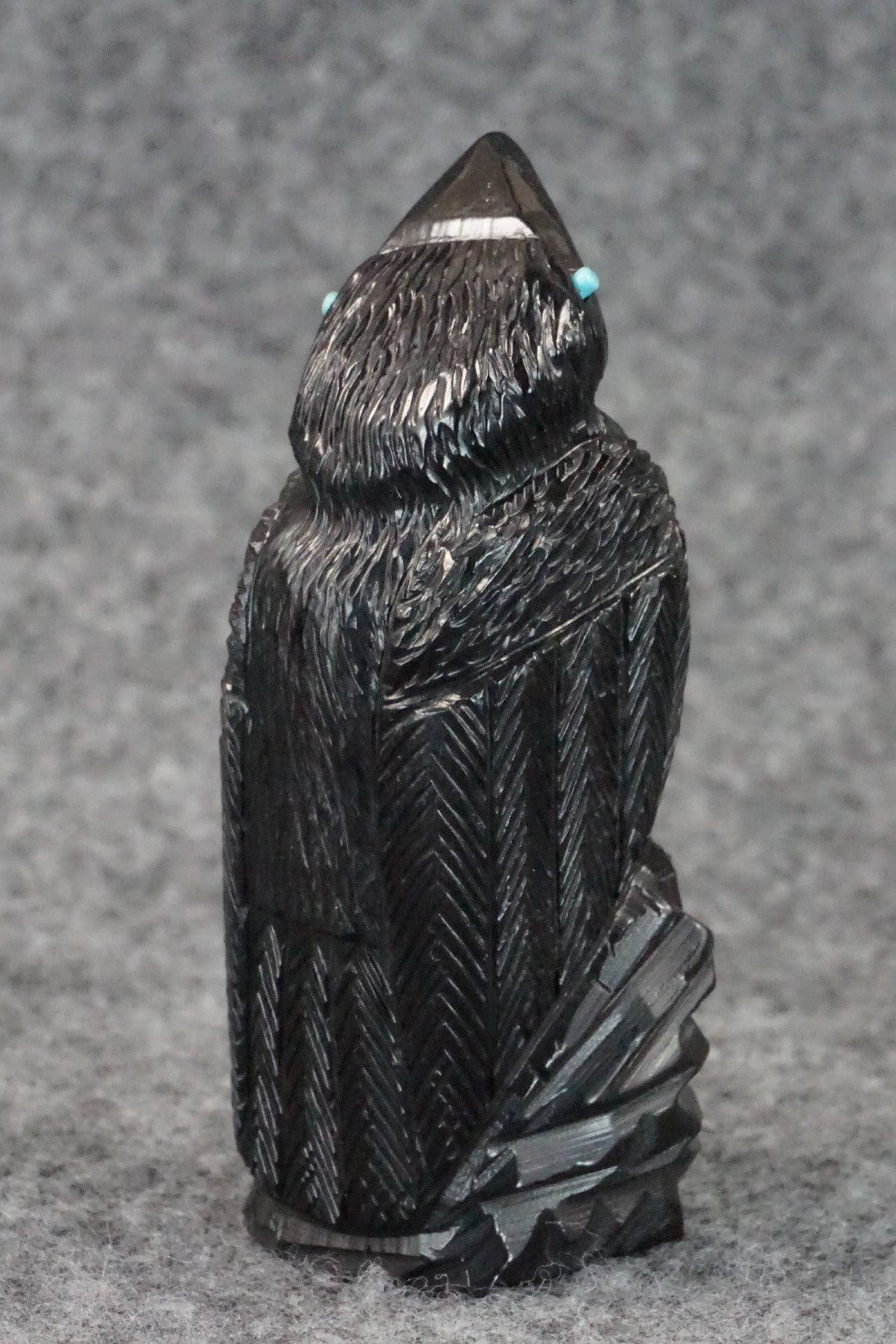 Crow Zuni Fetish Carving - Mike Tucson