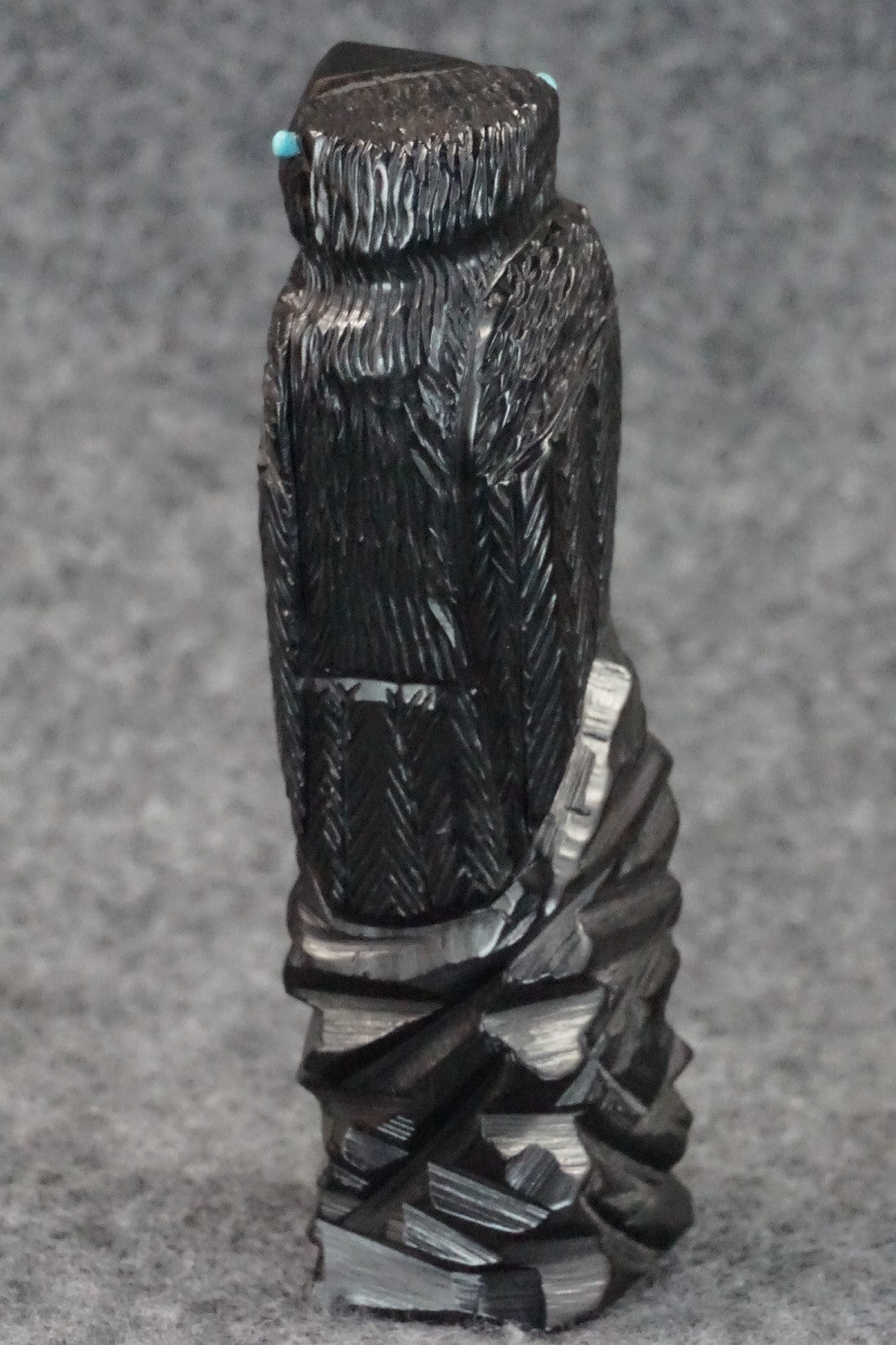 Crow Zuni Fetish Carving - Mike Tucson