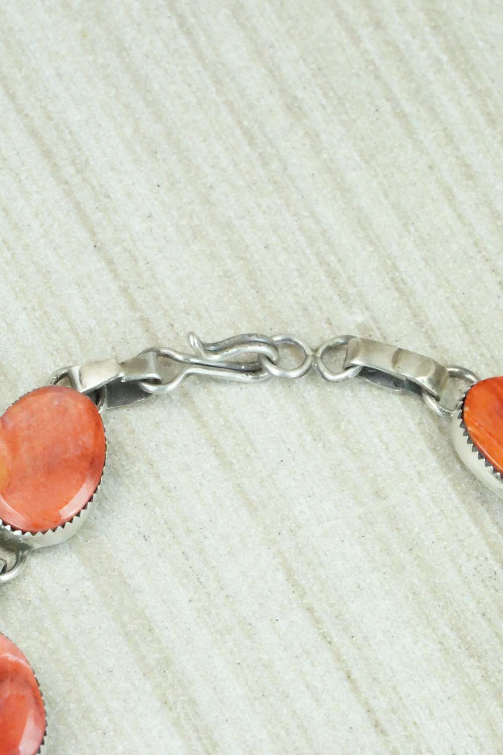 Spiny Oyster & Sterling Silver Link Bracelet - Selina Warner
