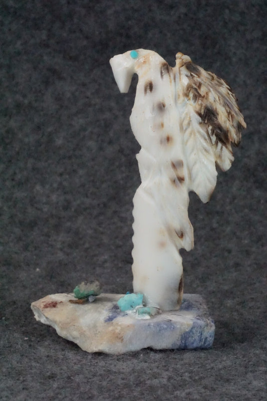 Eagle Zuni Fetish Carving - Jon Quam