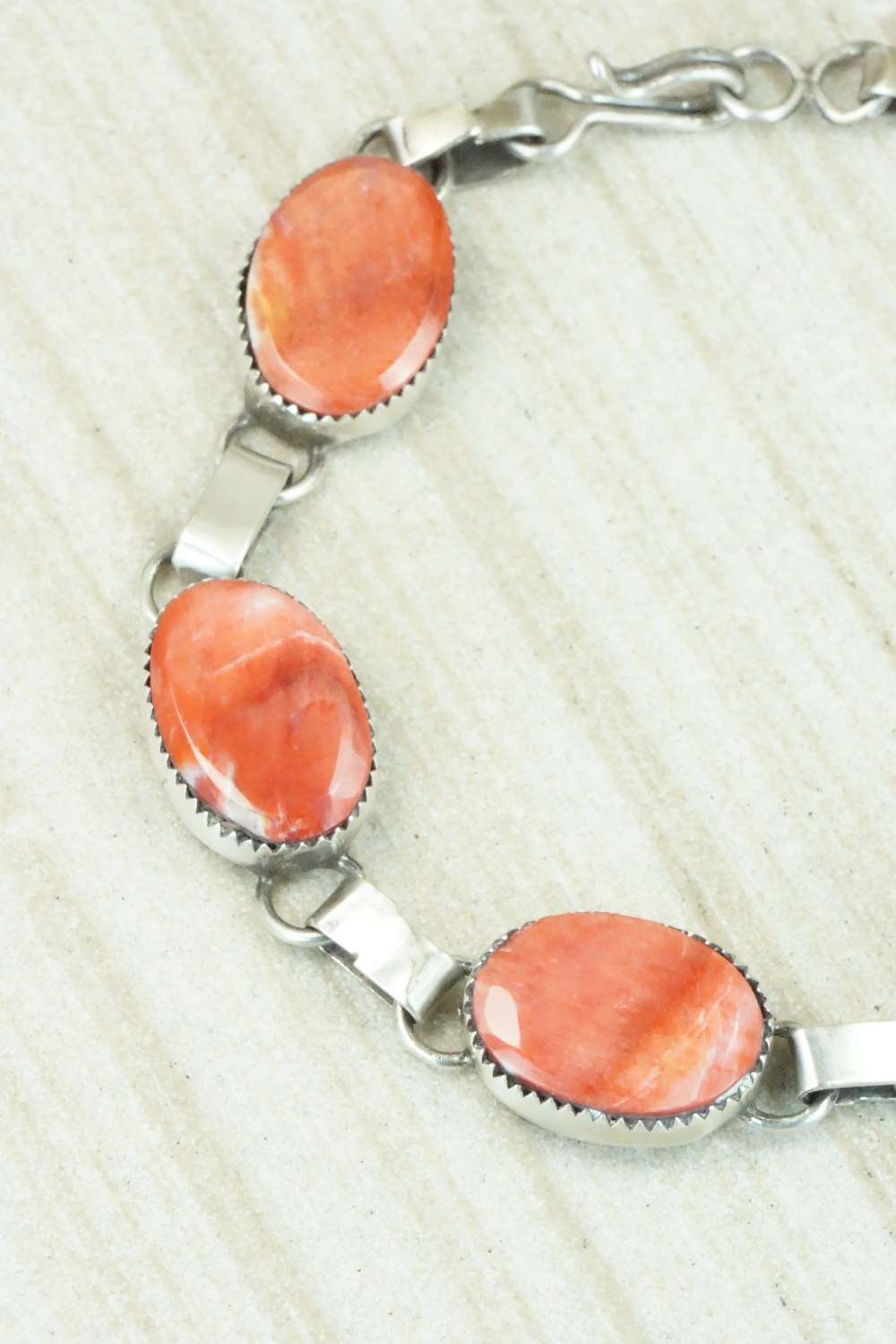 Spiny Oyster & Sterling Silver Link Bracelet - Selina Warner