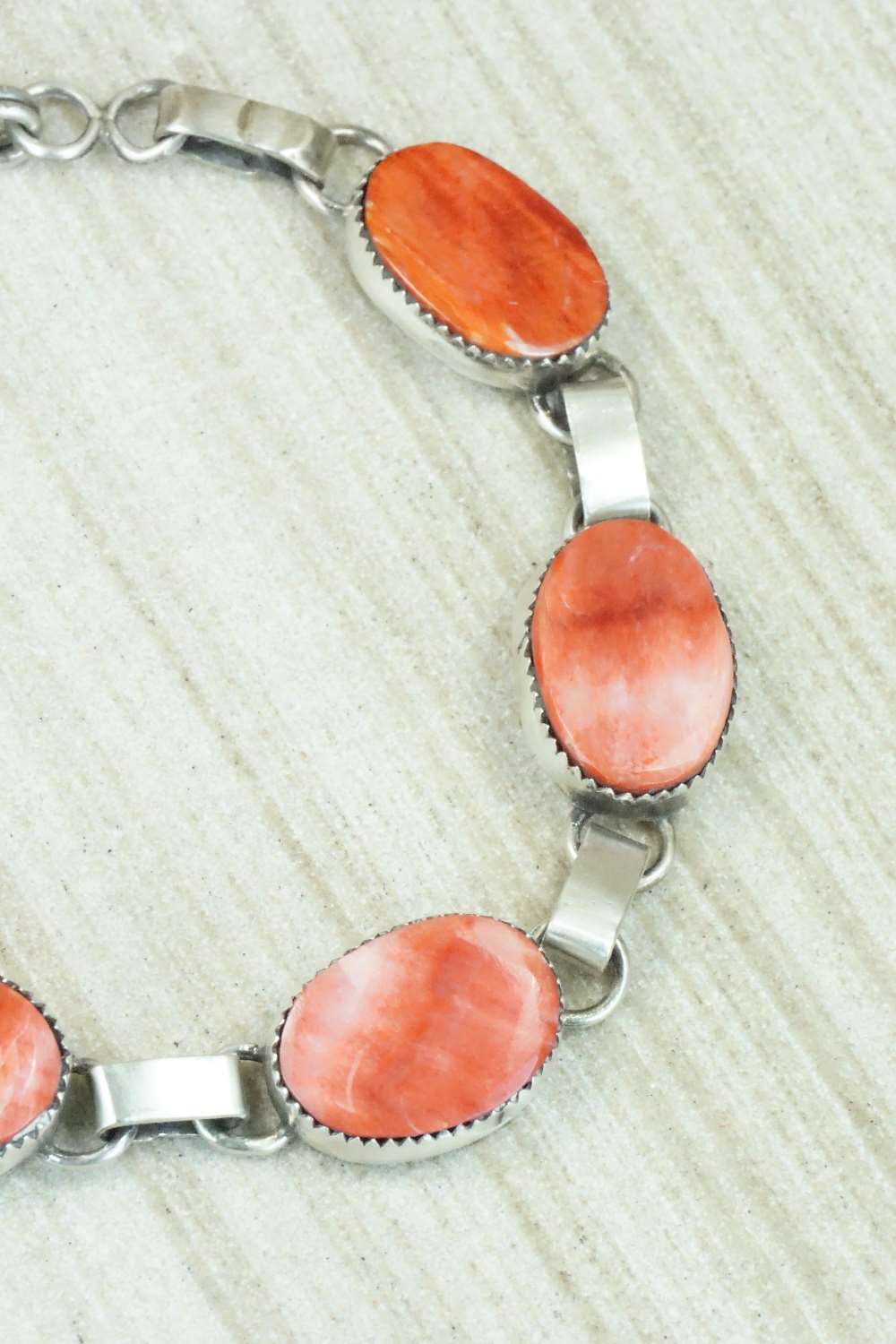 Spiny Oyster & Sterling Silver Link Bracelet - Selina Warner