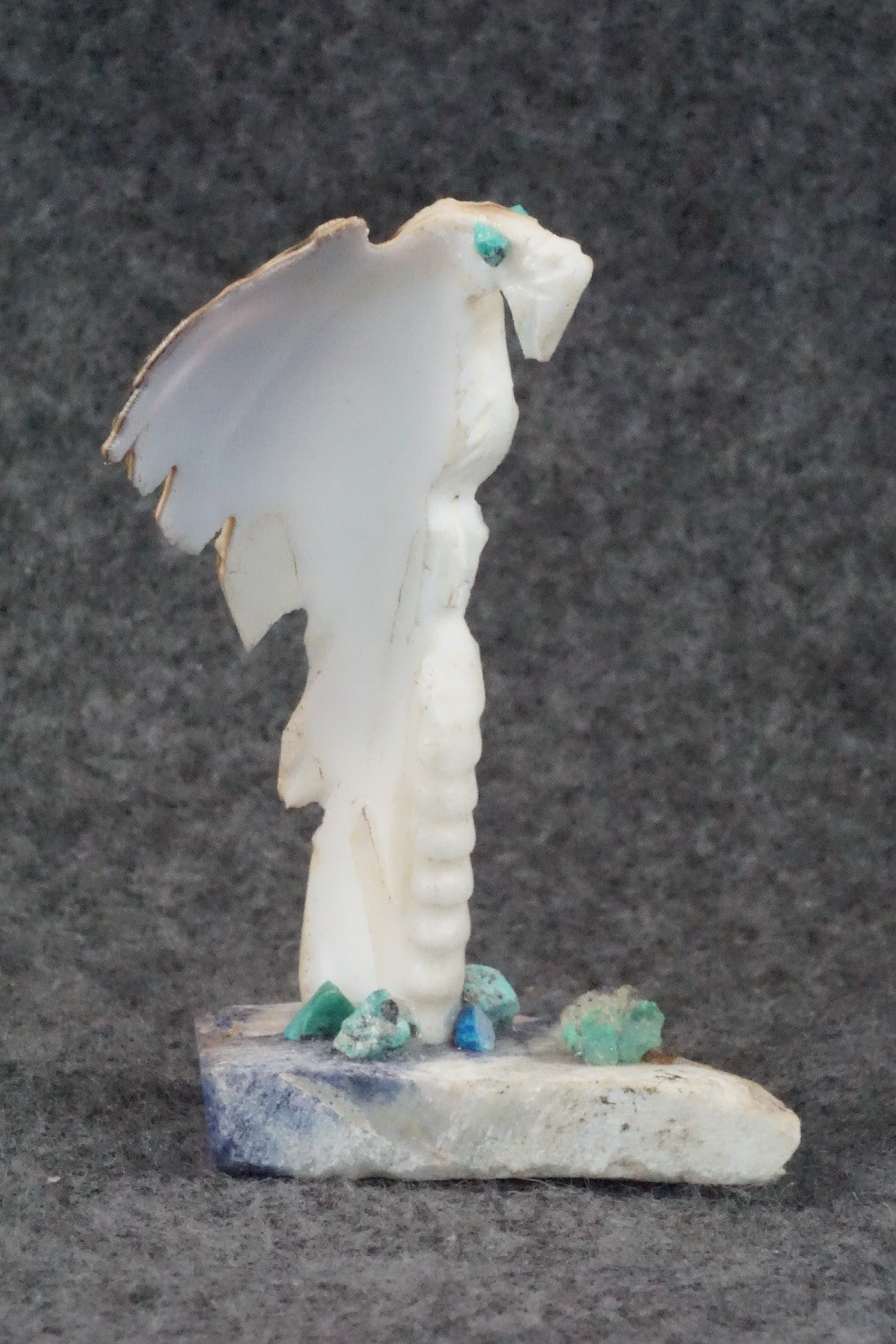 Eagle Zuni Fetish Carving - Jon Quam