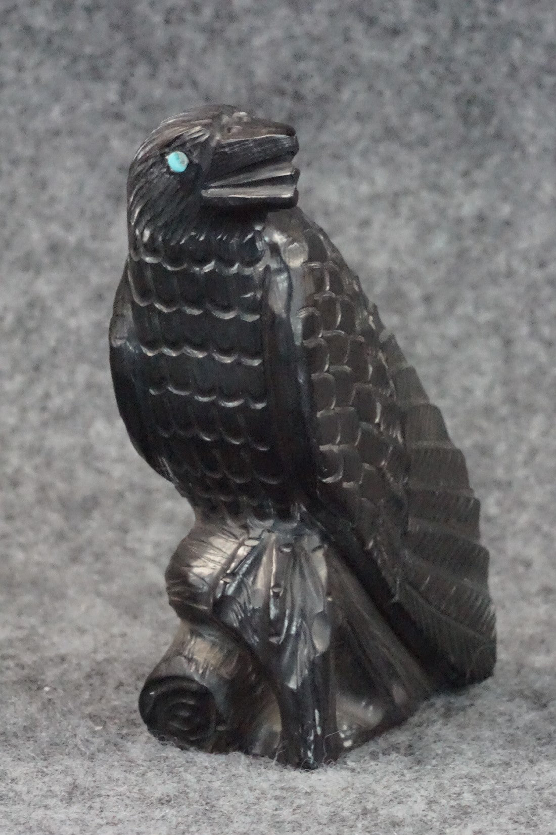 Crow Zuni Fetish Carving - Derrick Kaamasee
