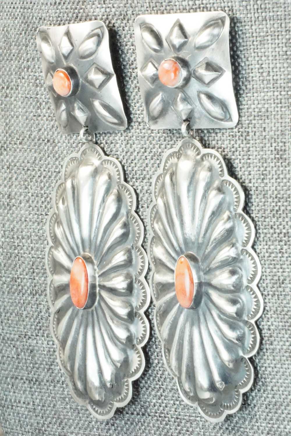 Spiny Oyster and Sterling Silver Earrings - Rita Lee