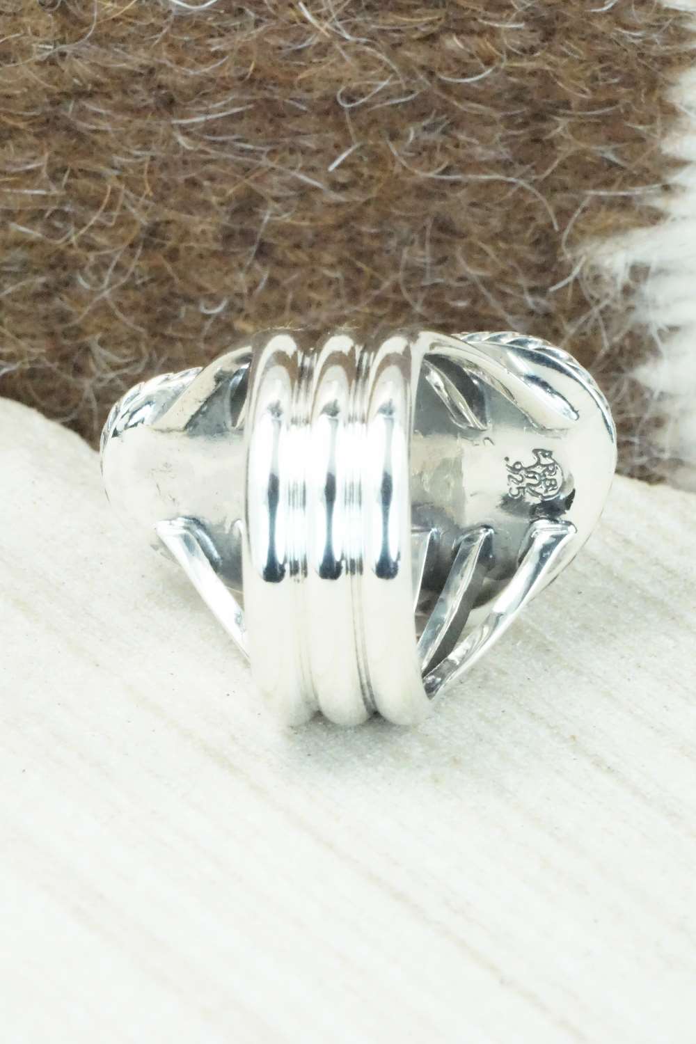 Turquoise & Sterling Silver Ring - Mike Smith - Size 9.5