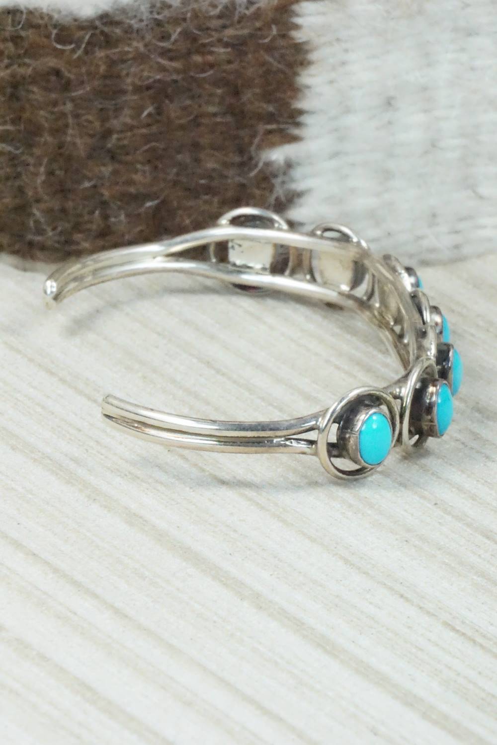 Turquoise & Sterling Silver Bracelet - Navajo