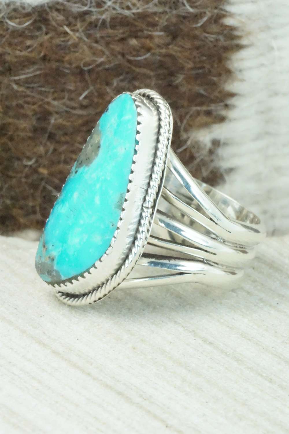 Turquoise & Sterling Silver Ring - Mike Smith - Size 9.75