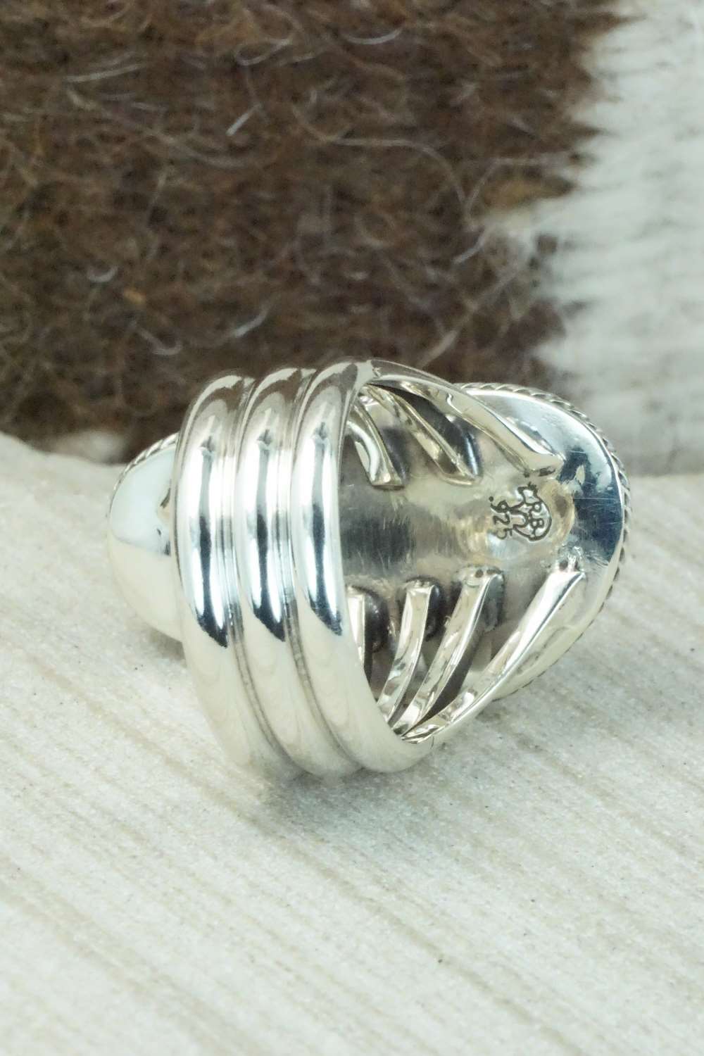 Turquoise & Sterling Silver Ring - Mike Smith - Size 9.75