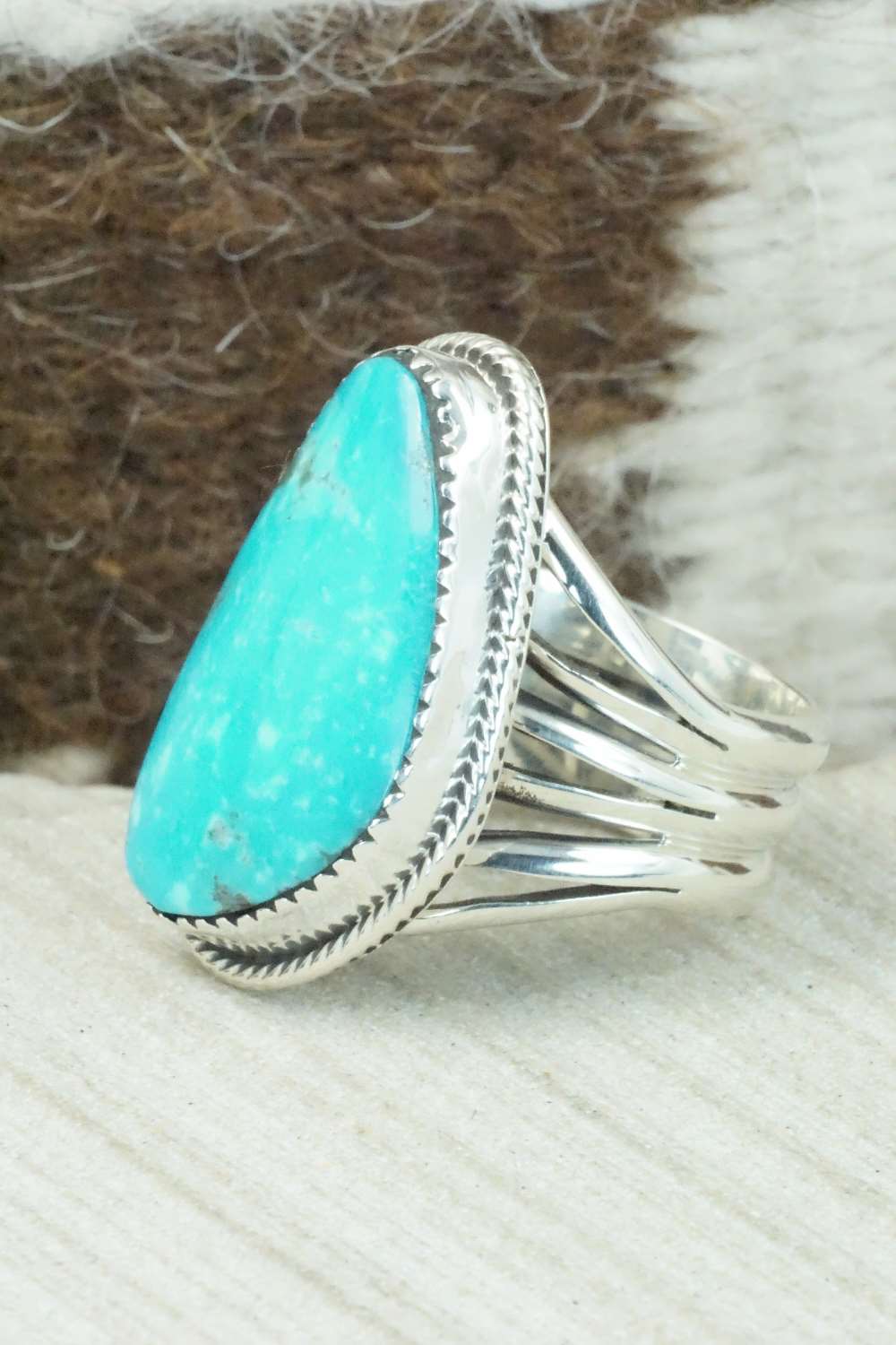 Turquoise & Sterling Silver Ring - Mike Smith - Size 9.75