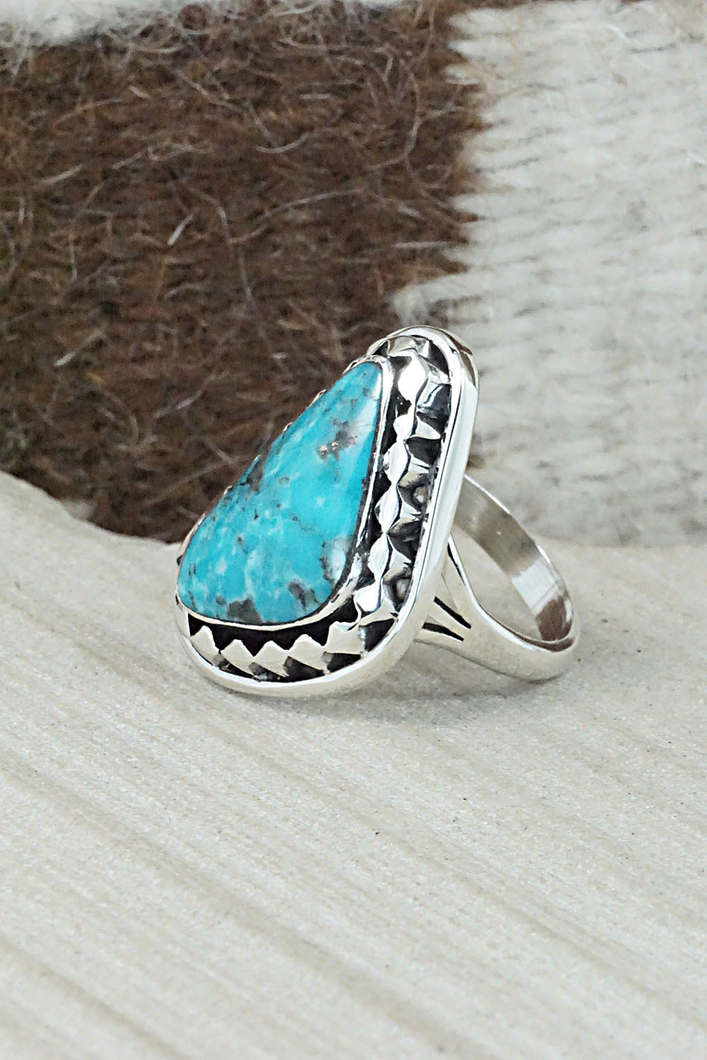 Turquoise & Sterling Silver Ring - Mike Smith - Size 8.75