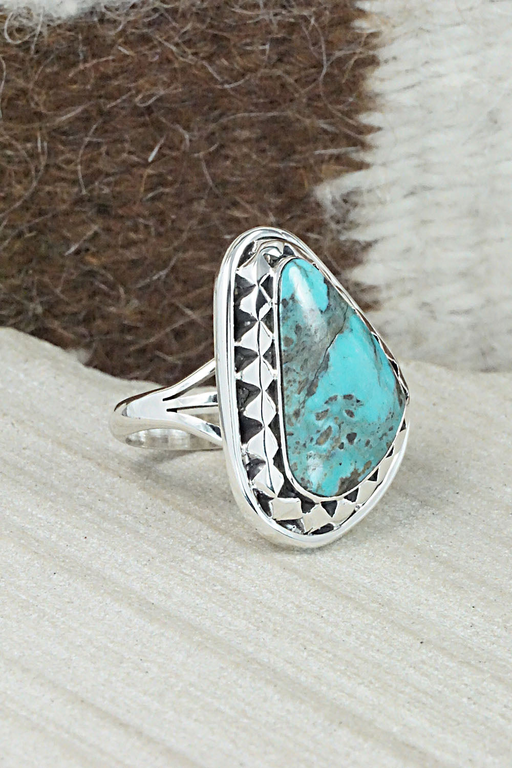 Turquoise & Sterling Silver Ring - Mike Smith - Size 8.5
