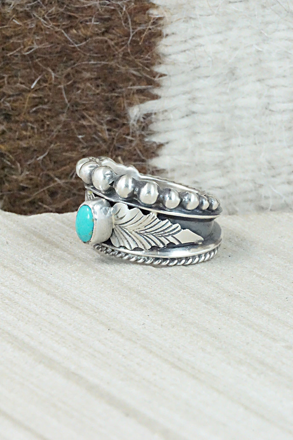 Turquoise & Sterling Silver Ring - Tom Lewis - Size 7