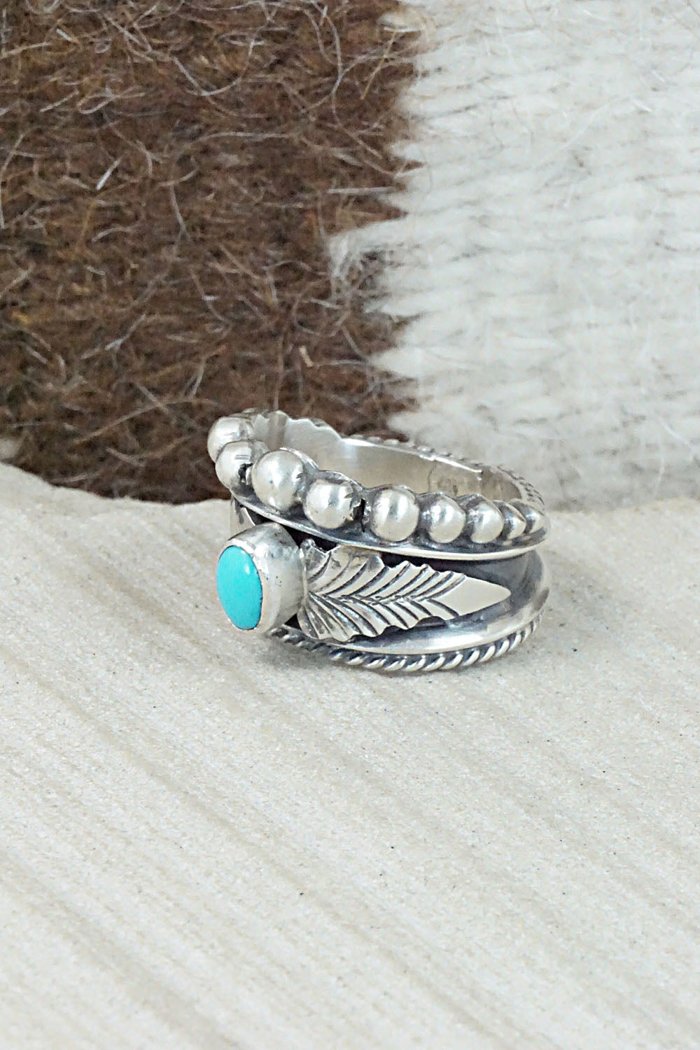 Turquoise & Sterling Silver Ring - Tom Lewis - Size 8