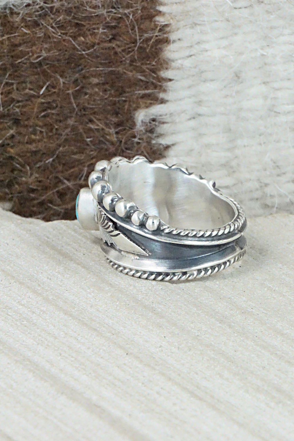 Turquoise & Sterling Silver Ring - Tom Lewis - Size 9.5