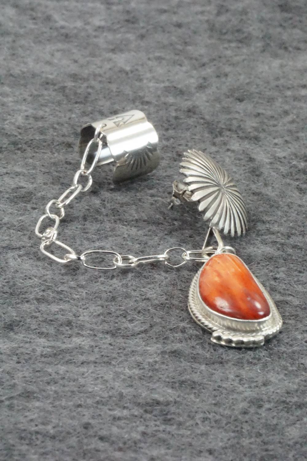 Spiny Oyster & Sterling Silver Earring Cuff Chain - Verley Betone