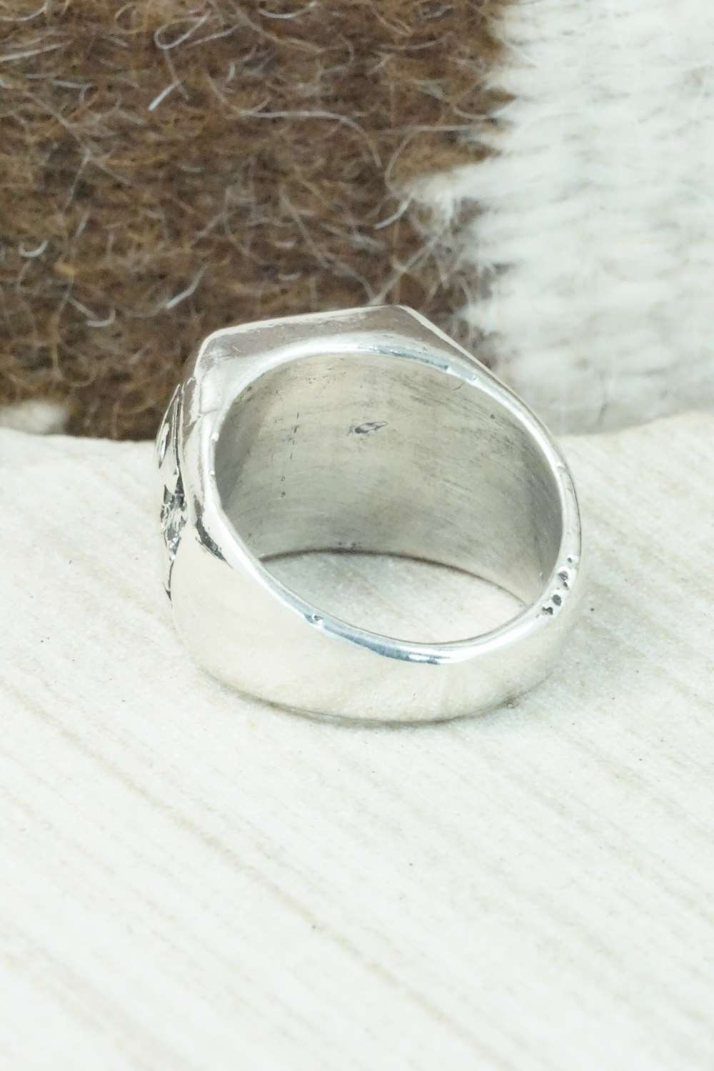 Turquoise & Sterling Silver Inlay Ring - Leslie & Gladys Lamy - Size 10
