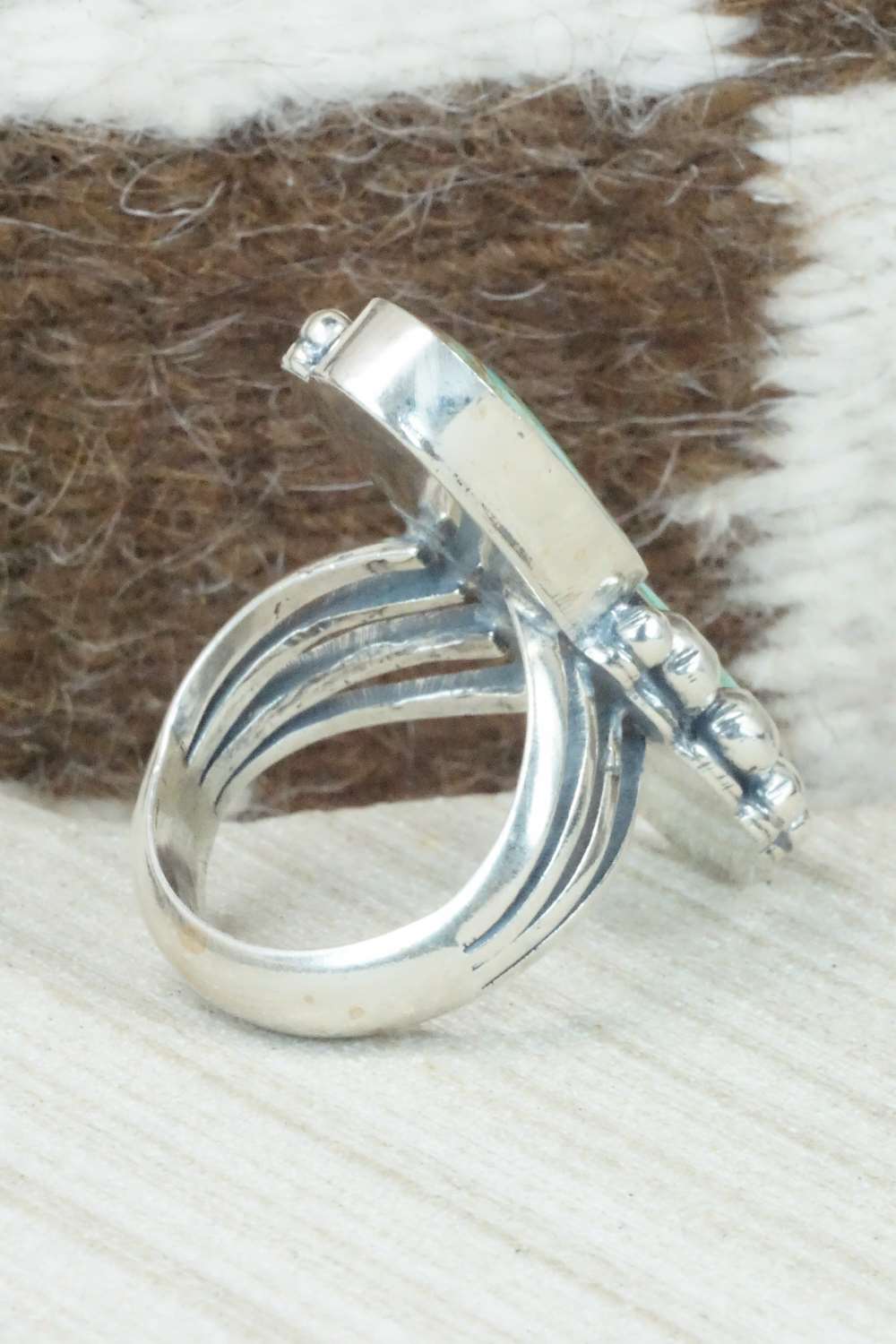 Turquoise and Sterling Silver Ring - Navajo - Size 9