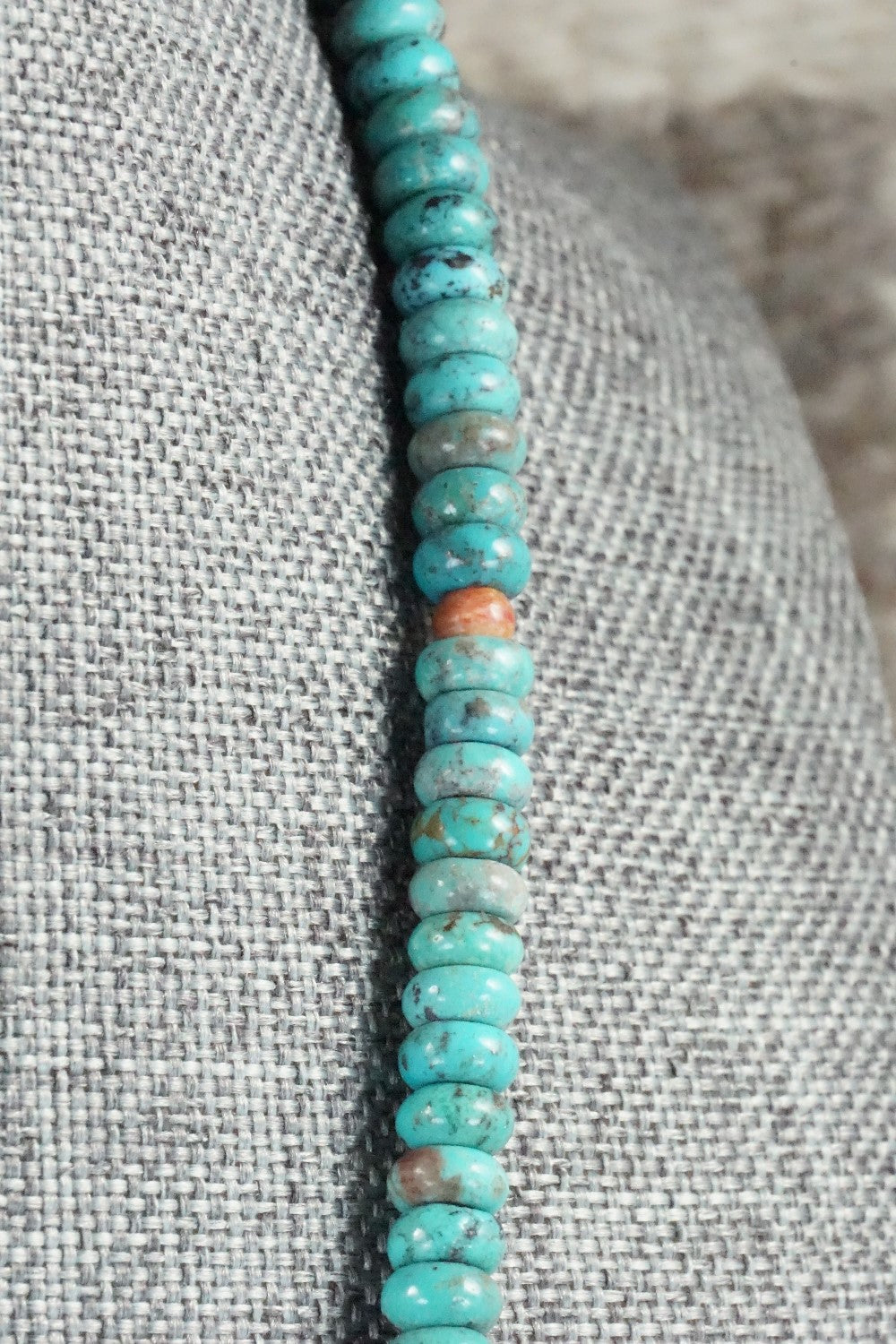 Bear Zuni Fetish Carving Necklace - Andres Quandelacy