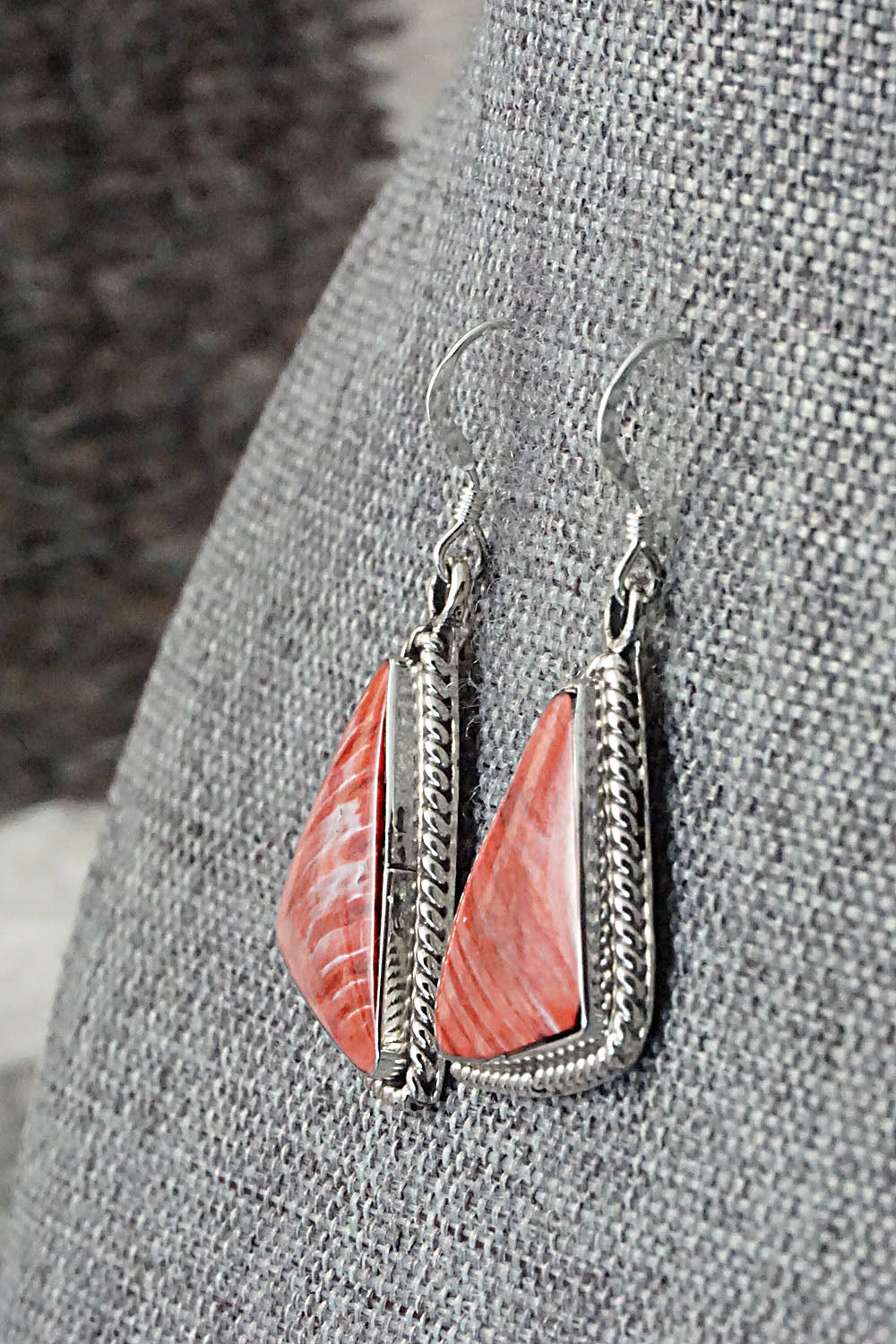 Spiny Oyster & Sterling Silver Earrings - Sheen Yazzie