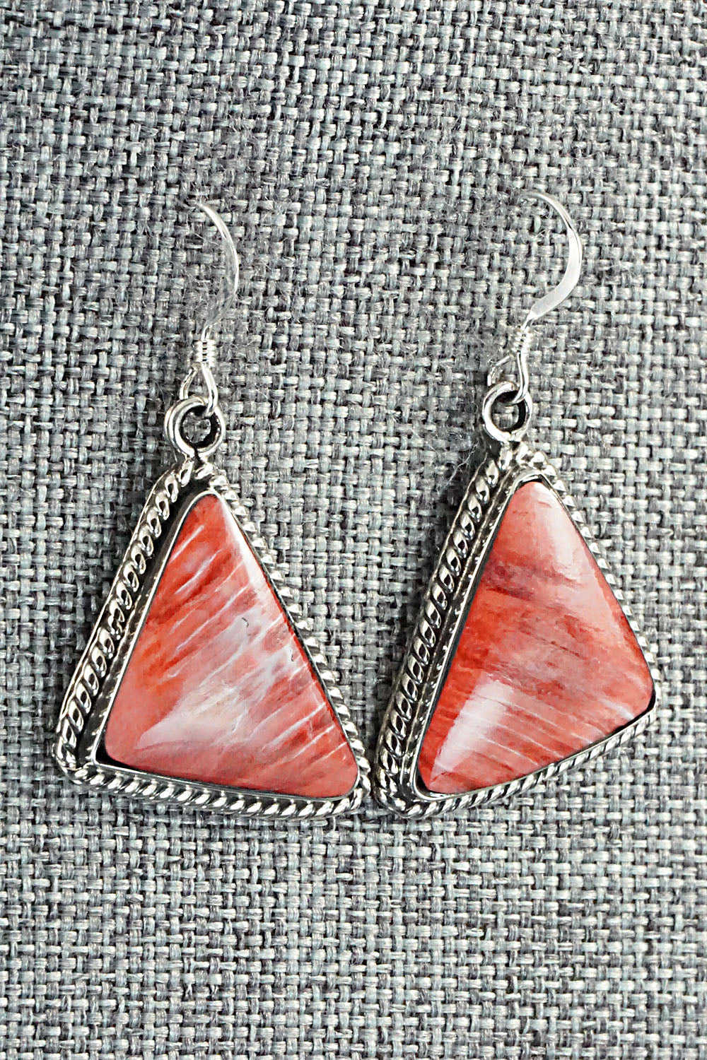 Spiny Oyster & Sterling Silver Earrings - Sheen Yazzie