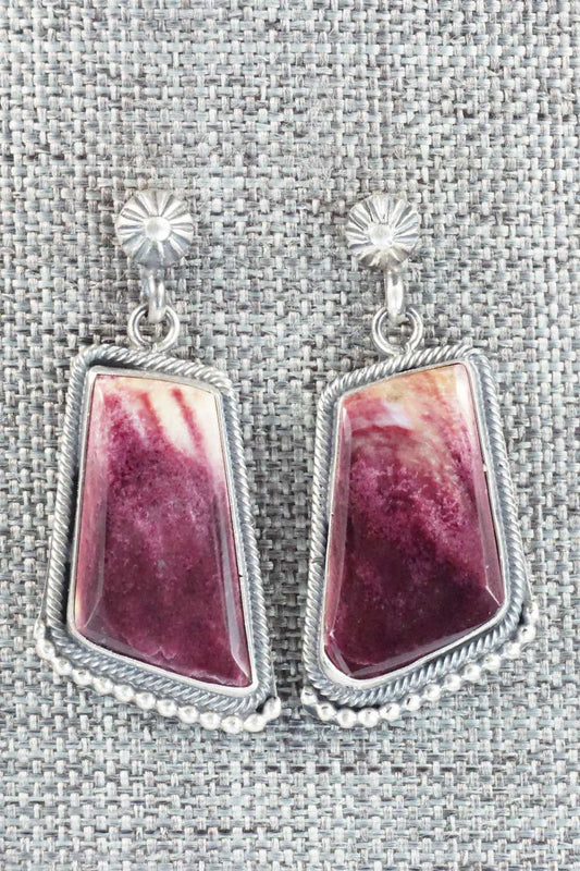 Spiny Oyster & Sterling Silver Earrings - Annie Spencer