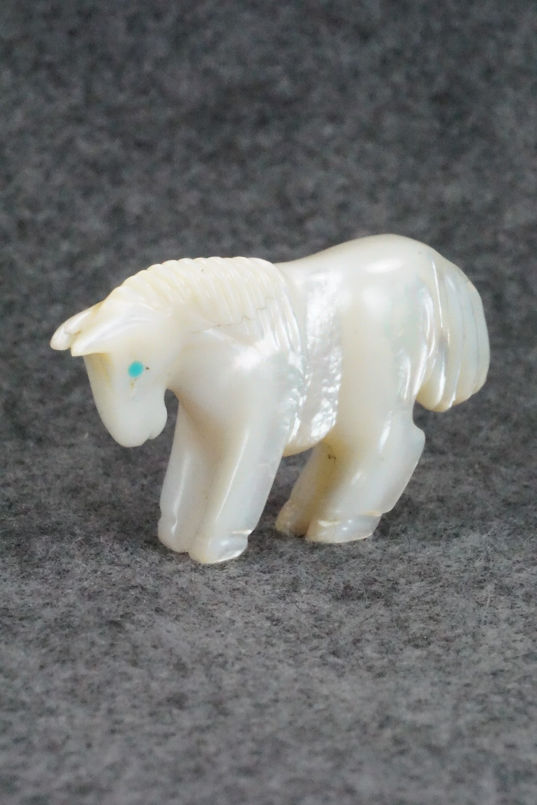 Horse Zuni Fetish Carving - Andres Quandelacy