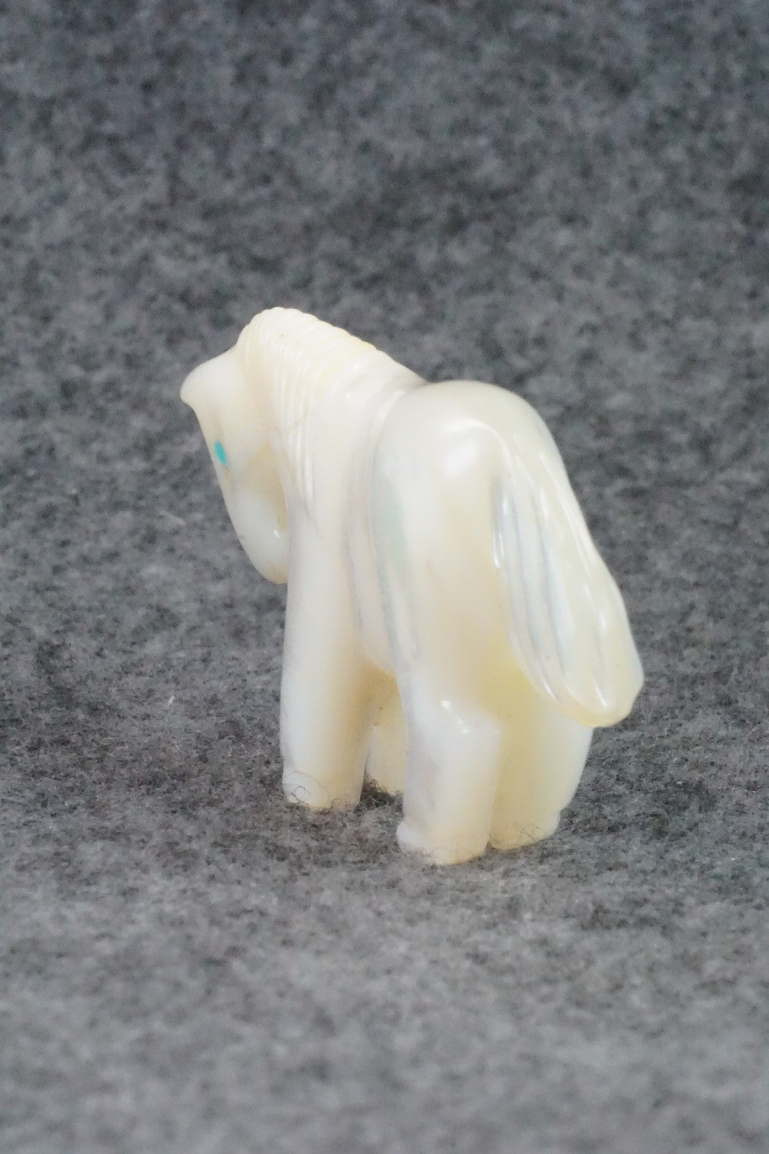 Horse Zuni Fetish Carving - Andres Quandelacy