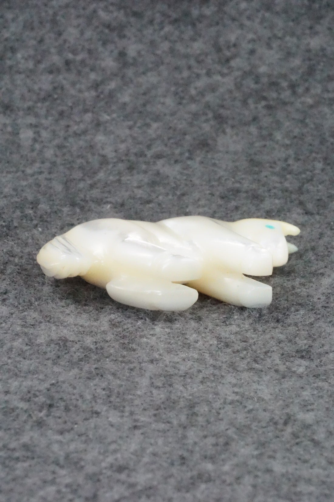 Horse Zuni Fetish Carving - Andres Quandelacy