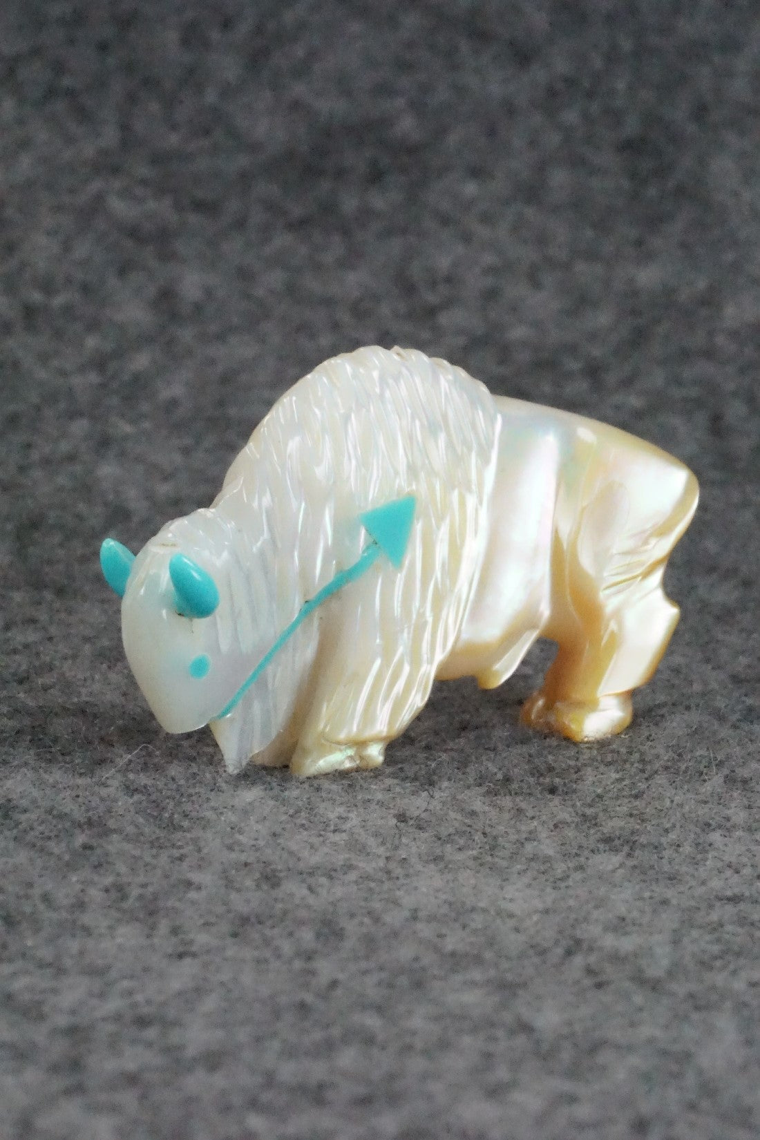 Buffalo Zuni Fetish Carving - Andres Quandelacy
