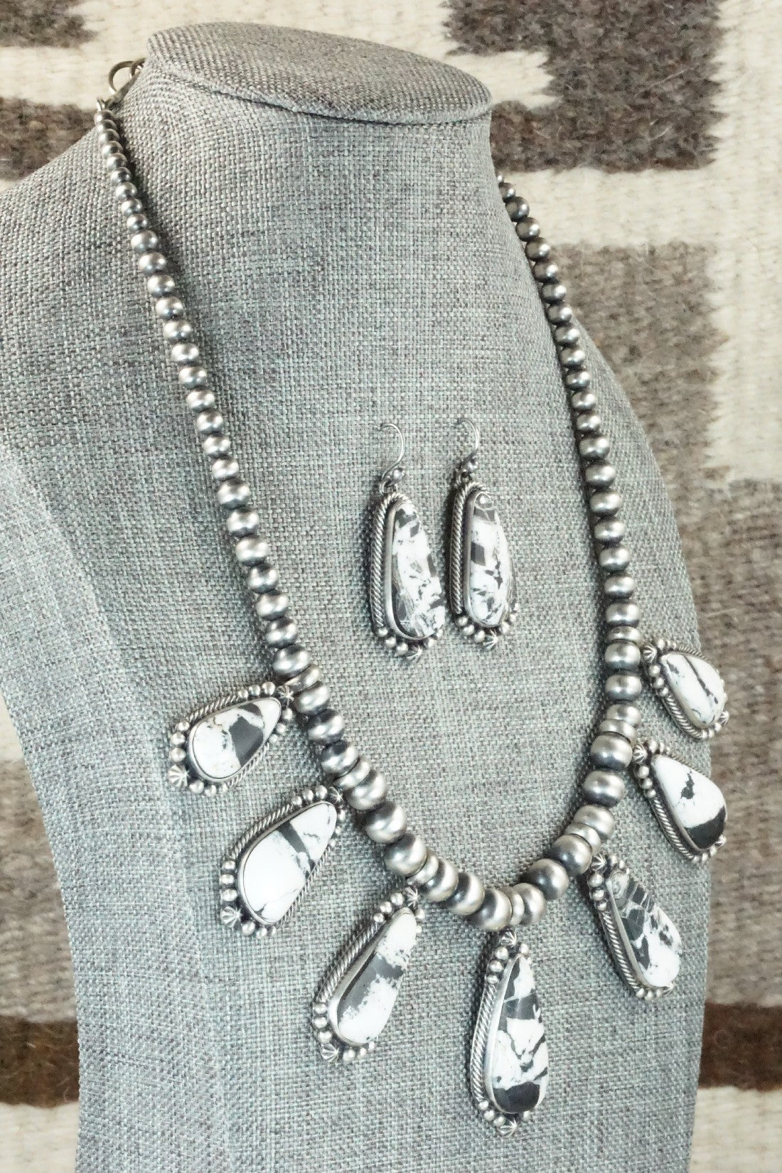 White Buffalo & Navajo Pearl Necklace Set - Diana Wylie