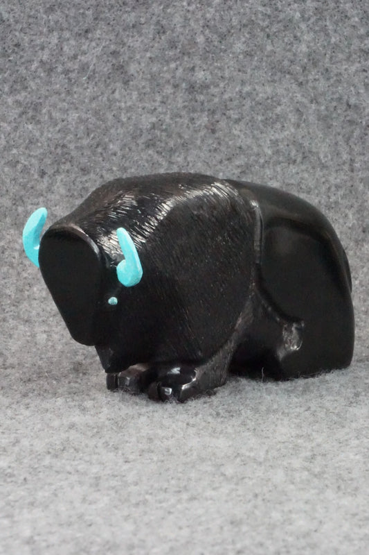 Buffalo Zuni Fetish Carving - Mike Tucson