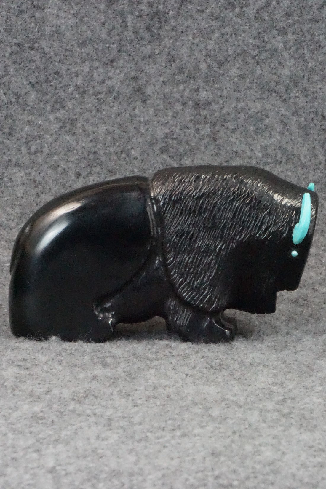 Buffalo Zuni Fetish Carving - Mike Tucson