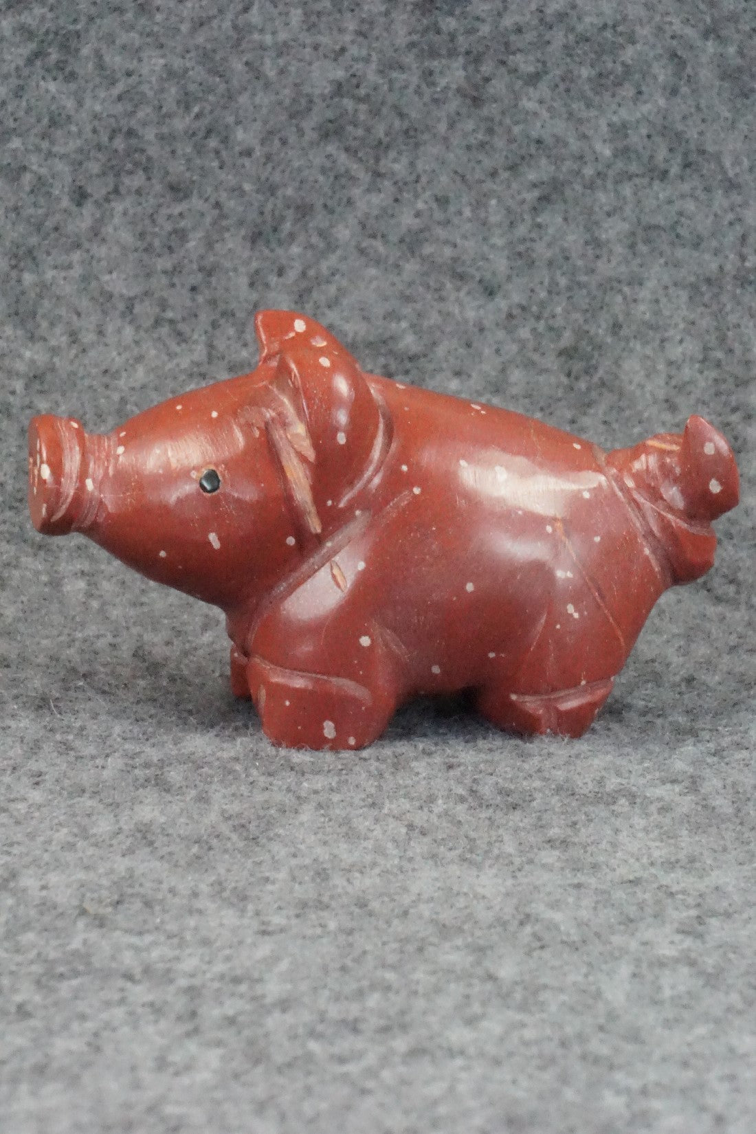 Pig Zuni Fetish Carving - Louise Ponchuella