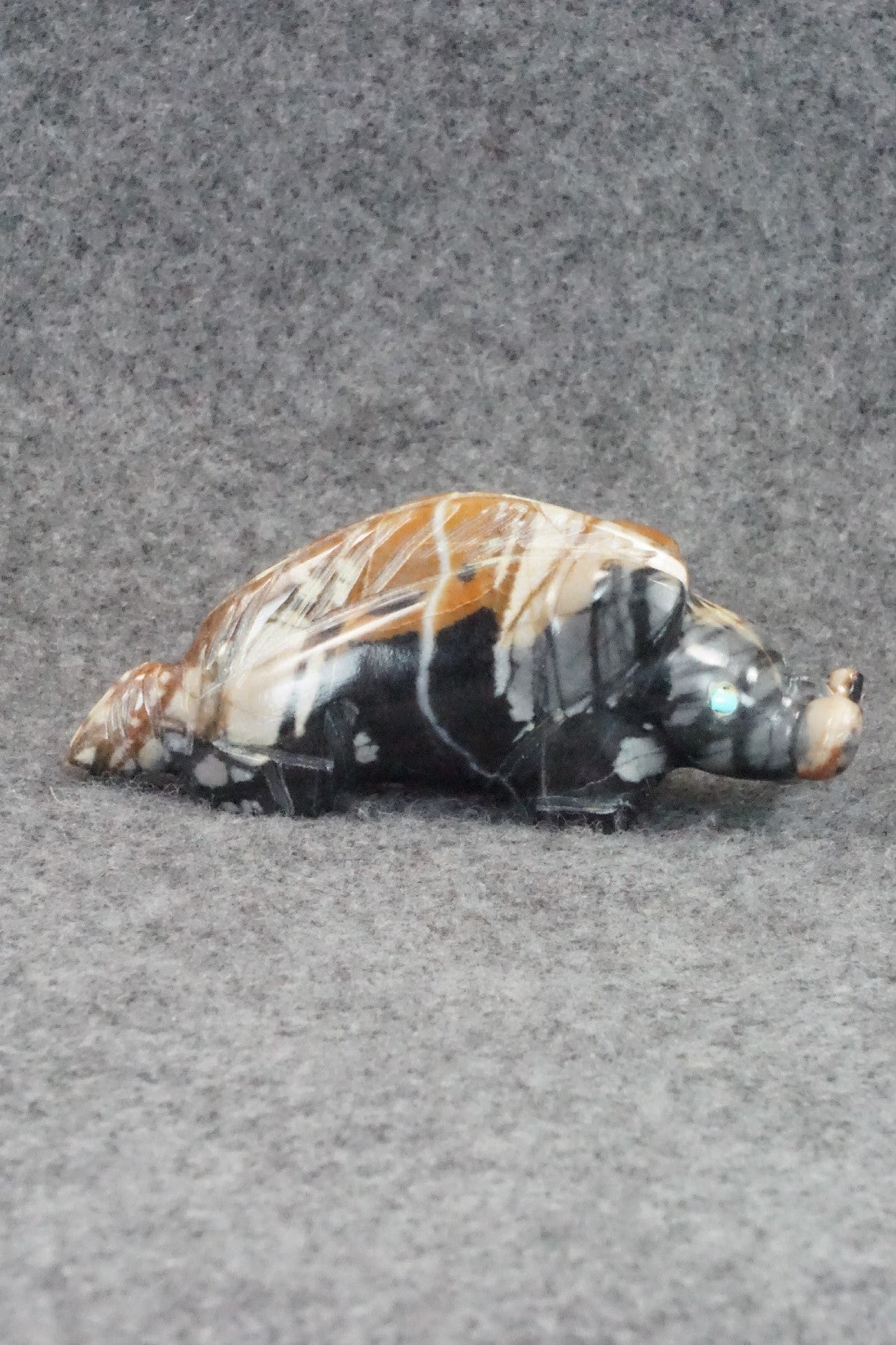 Hog Zuni Fetish Carving - Louise Ponchuella