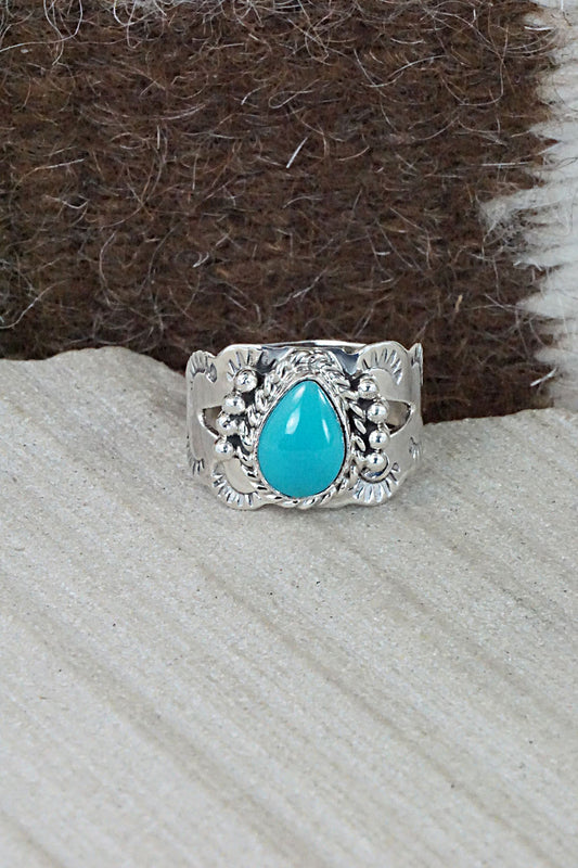 Turquoise and Sterling Silver Ring - Jan Mariano - Size 6.5