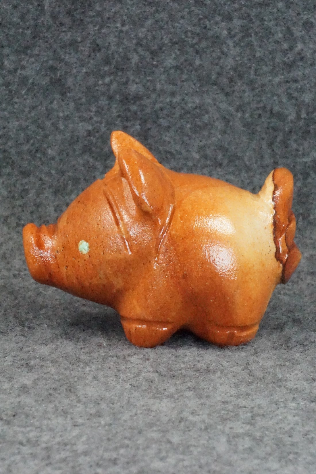 Pig Zuni Fetish Carving - Louise Ponchuella