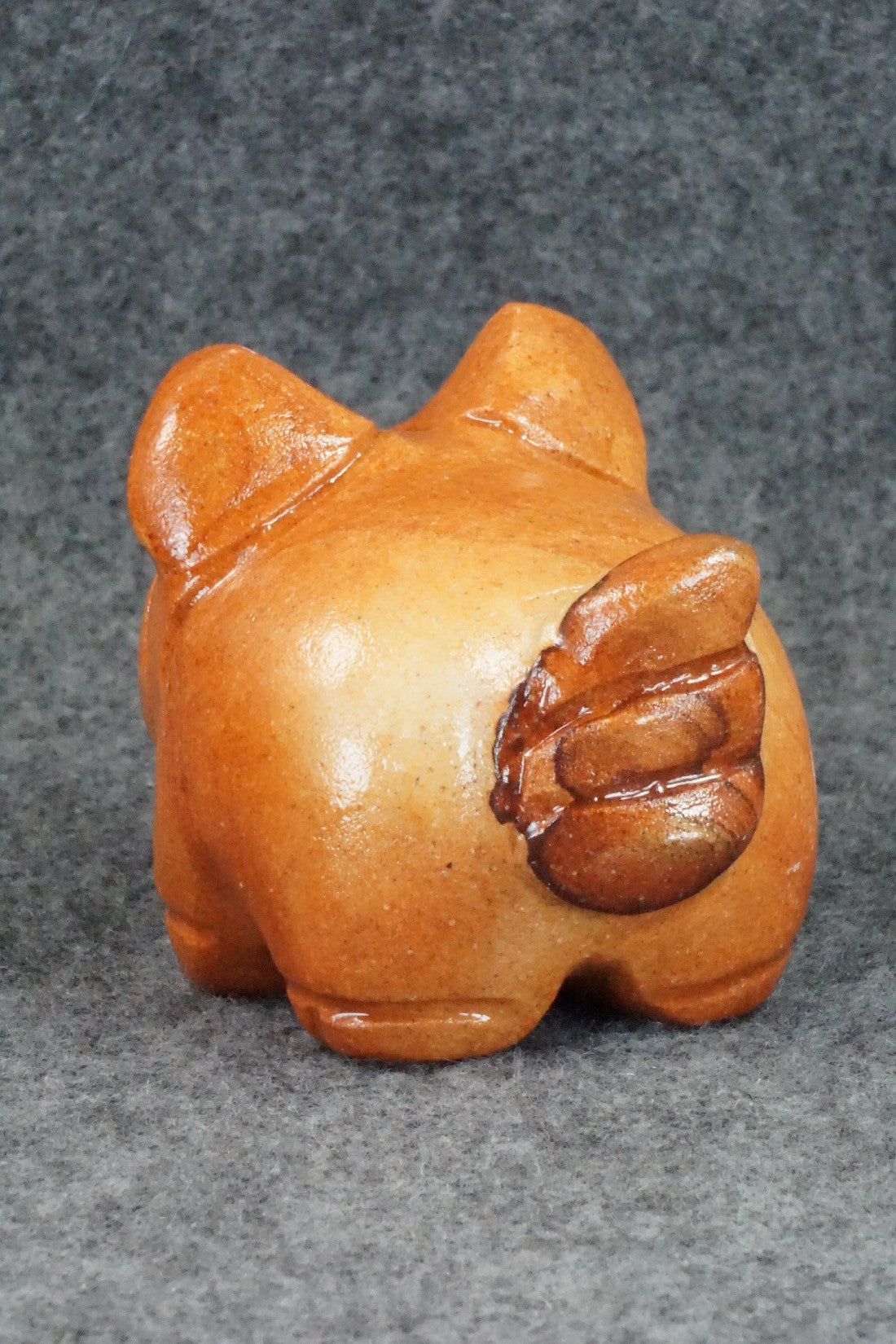 Pig Zuni Fetish Carving - Louise Ponchuella