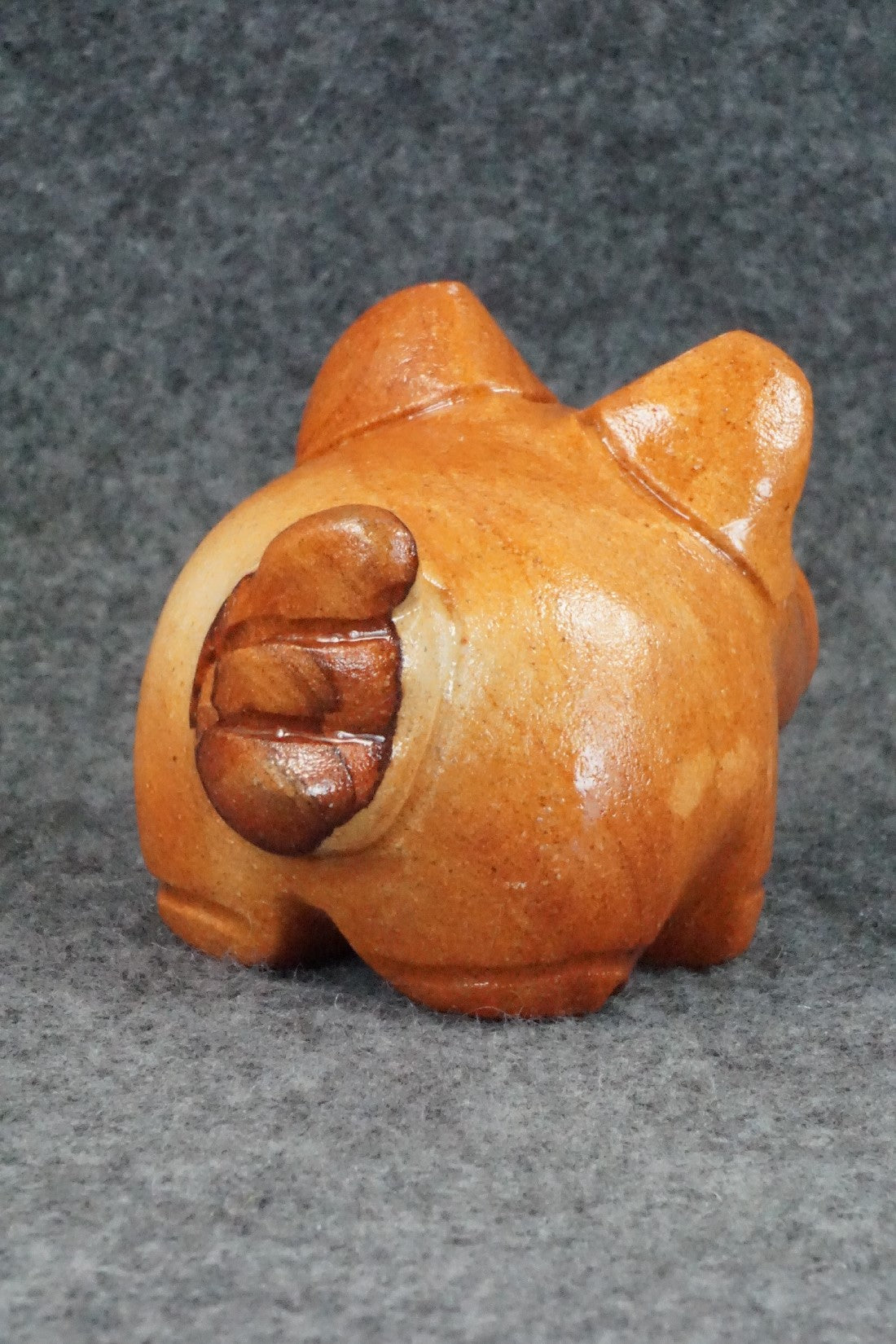 Pig Zuni Fetish Carving - Louise Ponchuella