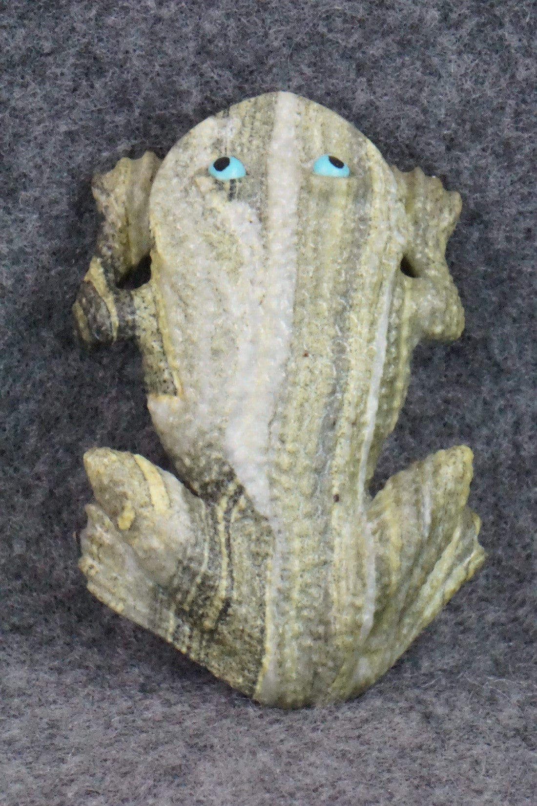 Frog Zuni Fetish Carving - Travis Lasiloo