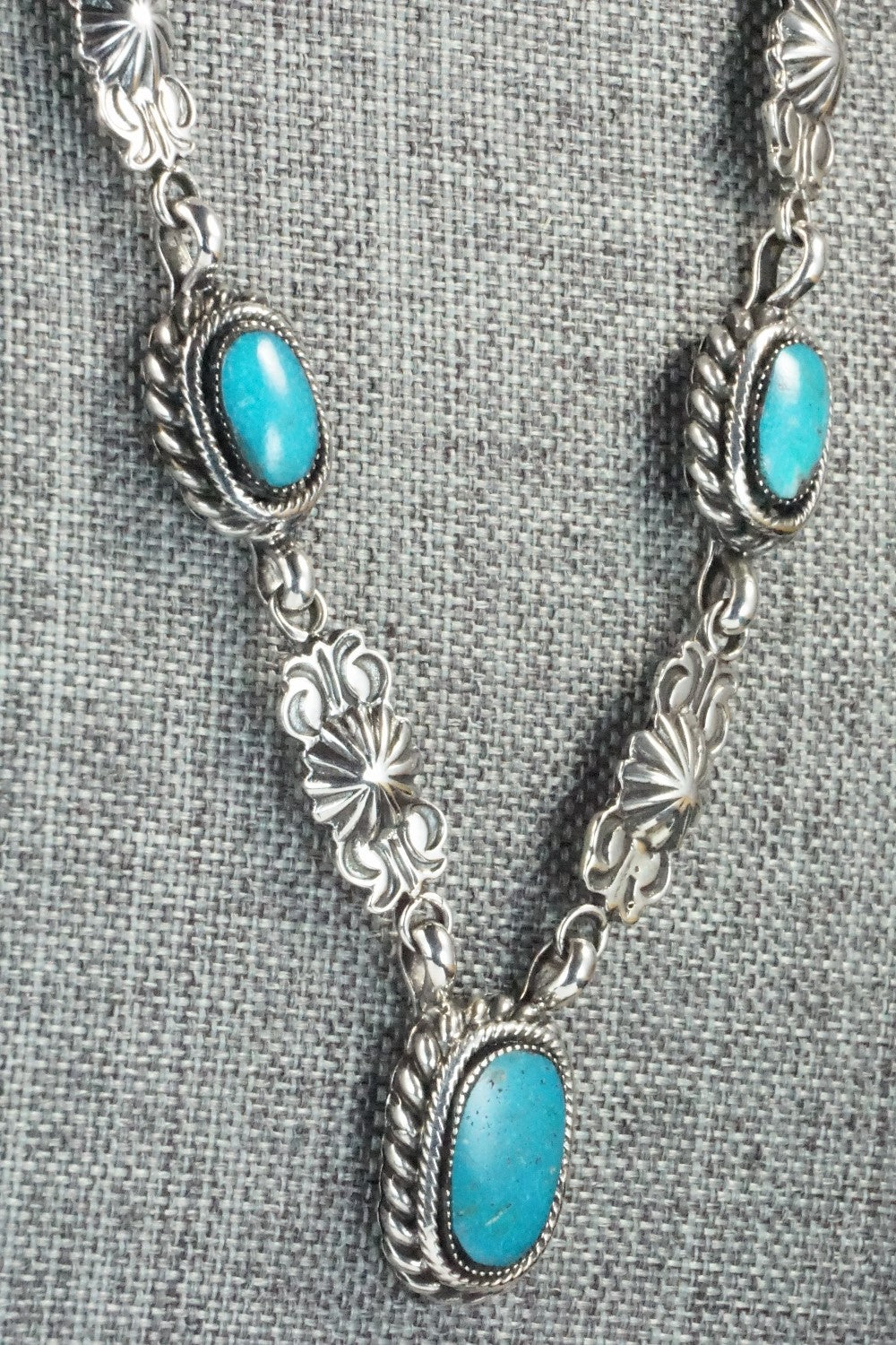 Turquoise & Sterling Silver Necklace - Gilbert Smith