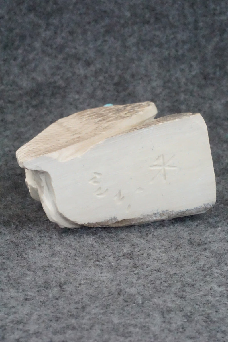 Quail Zuni Fetish Carving - Derrick Kaamasee