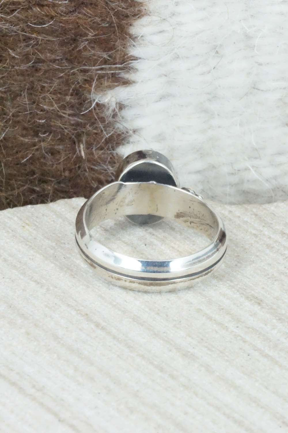 Turquoise and Sterling Silver Ring - Navajo - Size 7.5