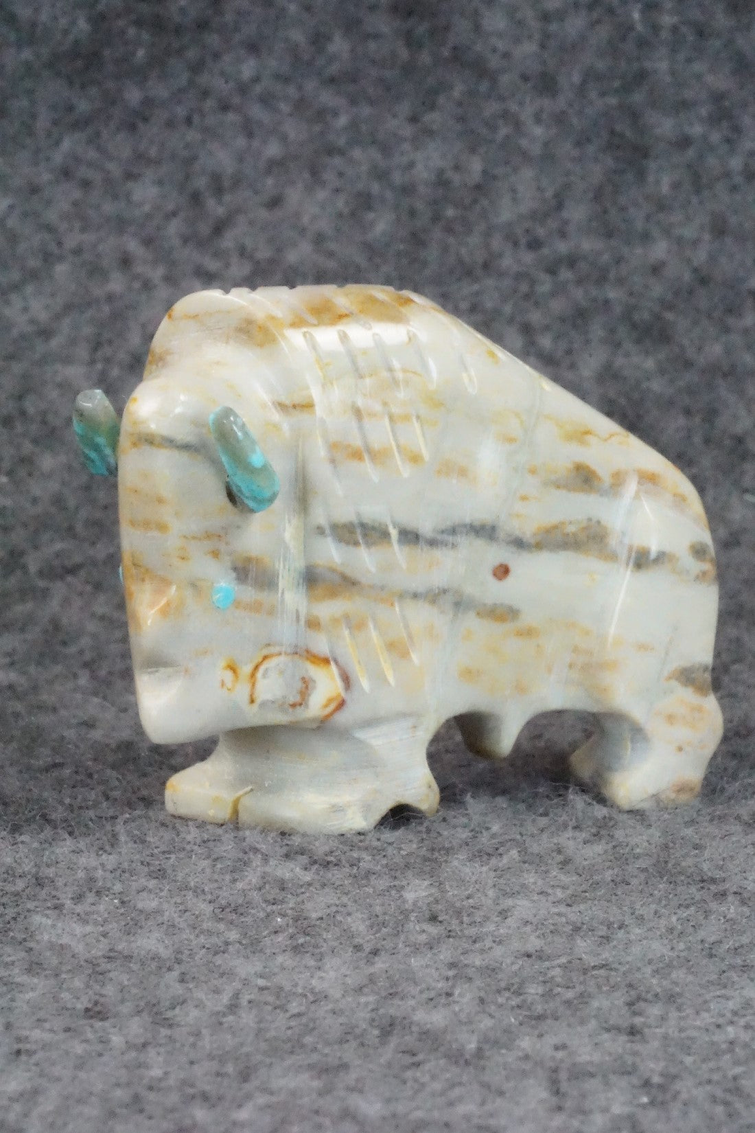 Buffalo Zuni Fetish Carving - Todd Etsate