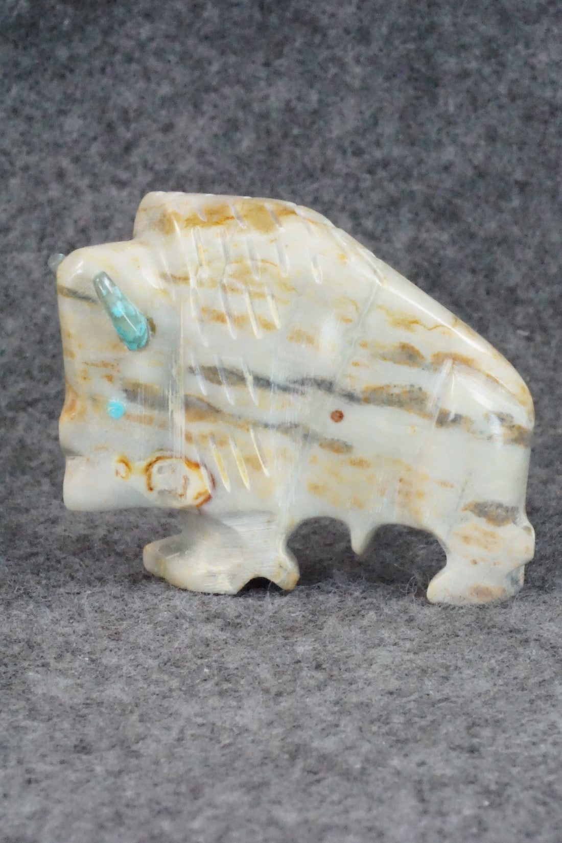 Buffalo Zuni Fetish Carving - Todd Etsate