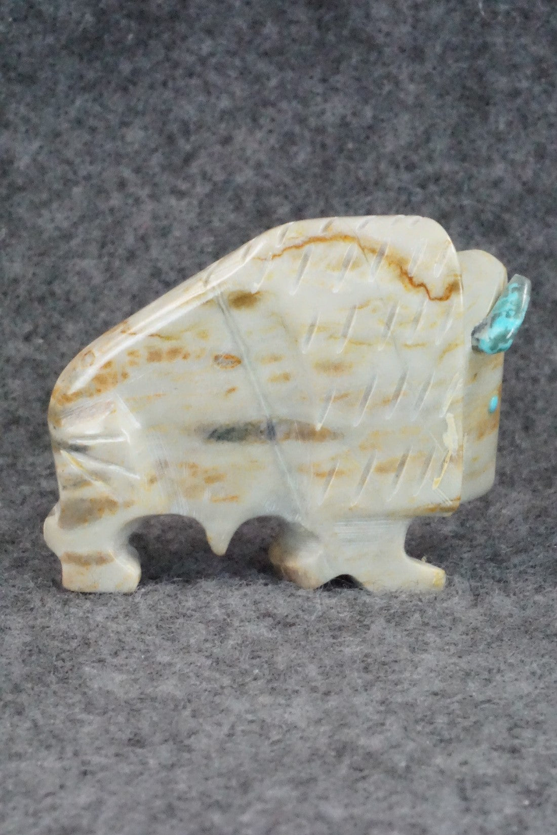 Buffalo Zuni Fetish Carving - Todd Etsate