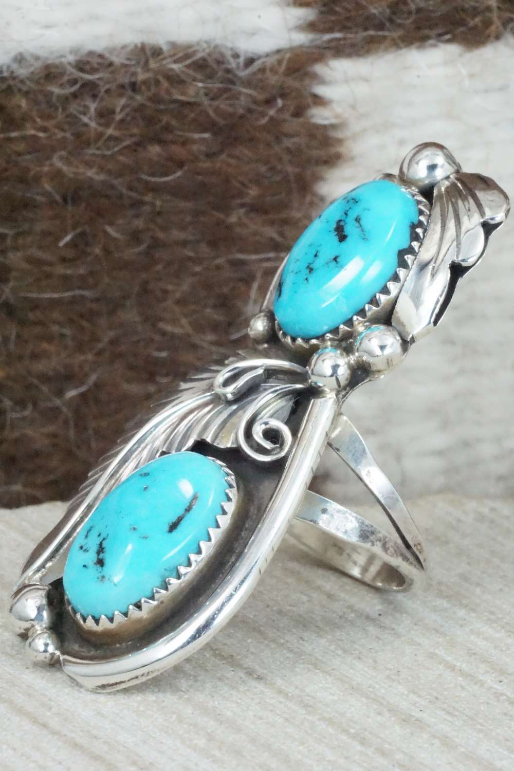 Turquoise and Sterling Silver Ring - Navajo - Size 8.75